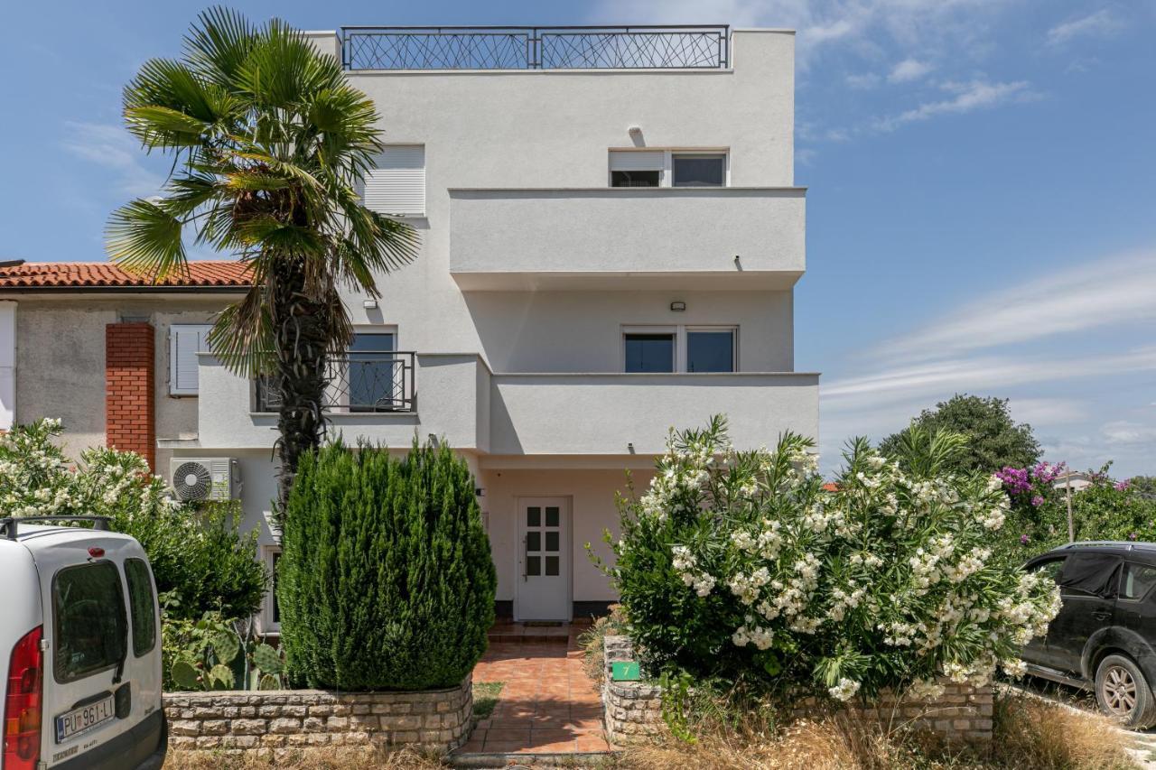 Apartments Korana Πούλα Εξωτερικό φωτογραφία